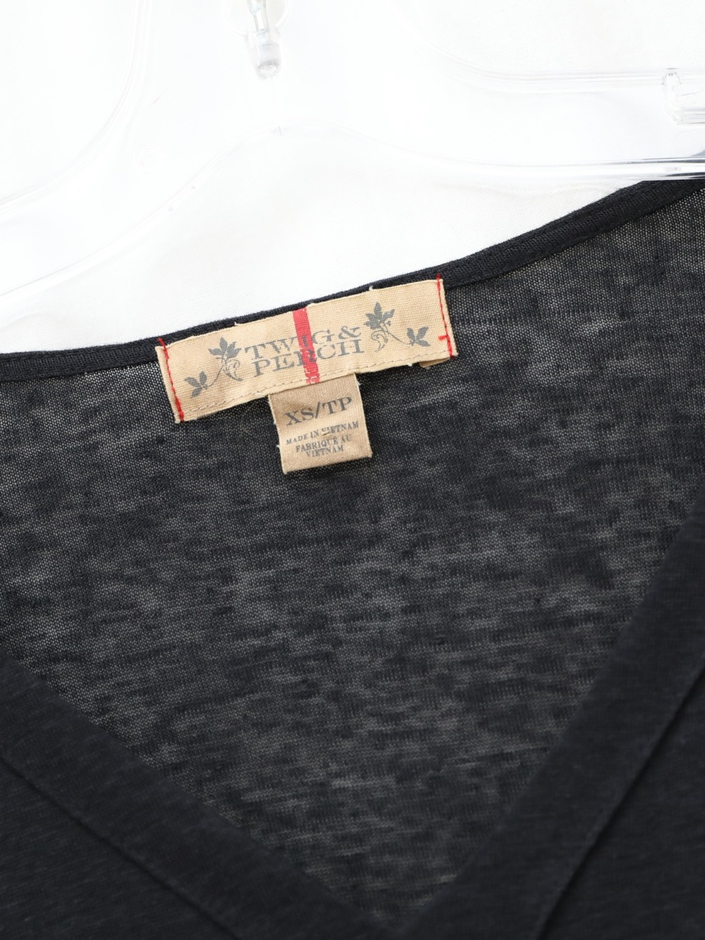 Twig & Perch 100% linen top XS stretch dark knit summer black V-neck coastal new - Picture 2 of 7